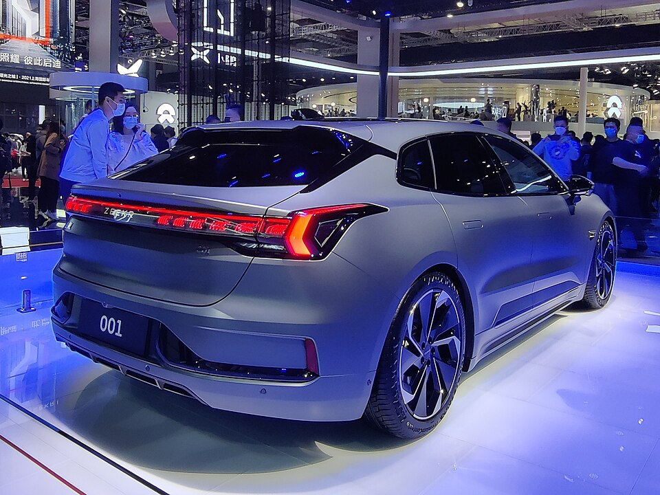 Zeekr 001